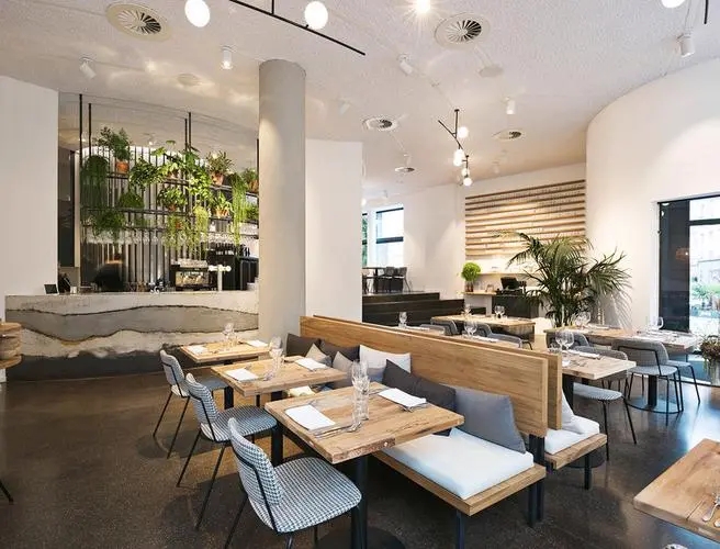 新中式風(fēng)格餐廳設(shè)計：古韻新風(fēng)，演繹東方雅韻