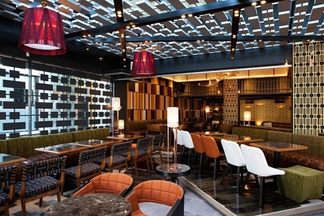 工業(yè)風餐廳設計：重塑粗獷與時尚的味覺交響